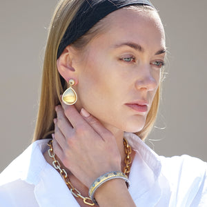 BRUSHED GOLD SUZA DROP EARRINGS