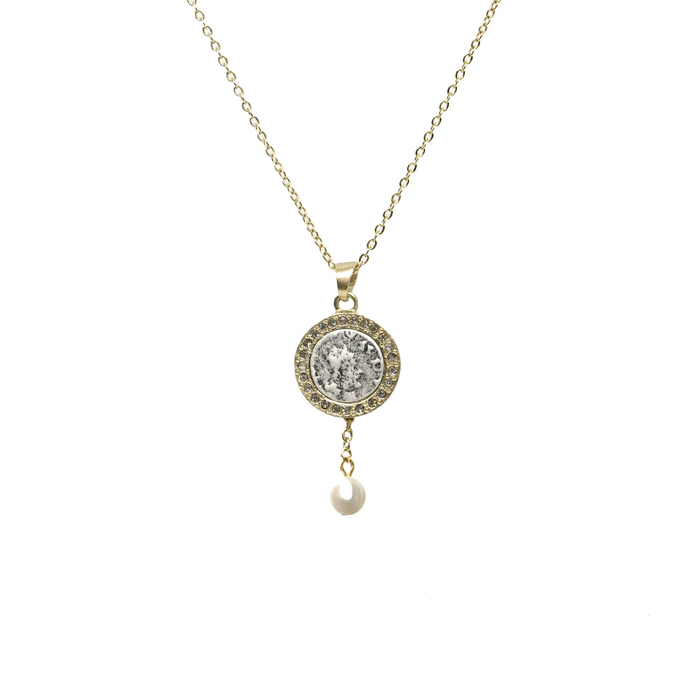 GOLD HESTIA PEARL NECKLACE