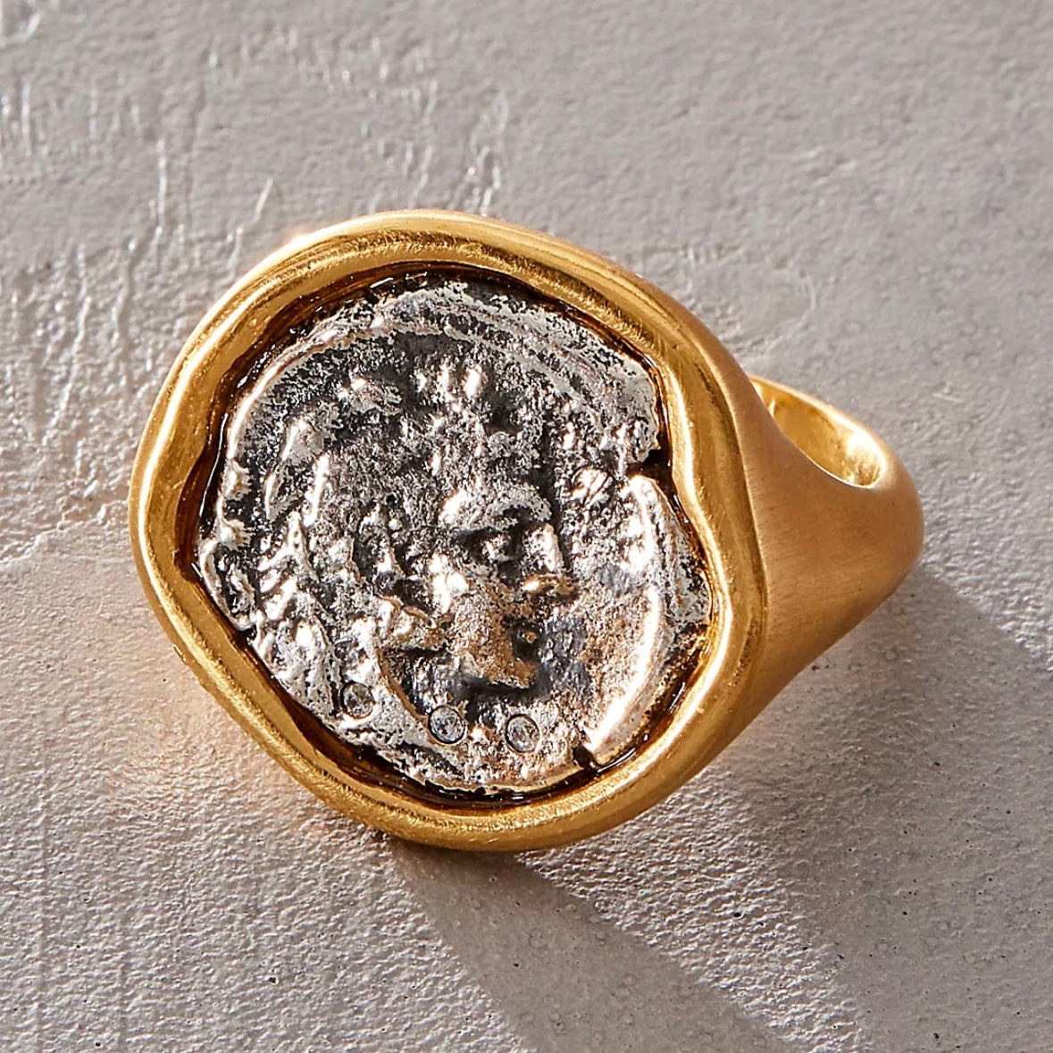 GOLD ROMAN MAN COIN RING