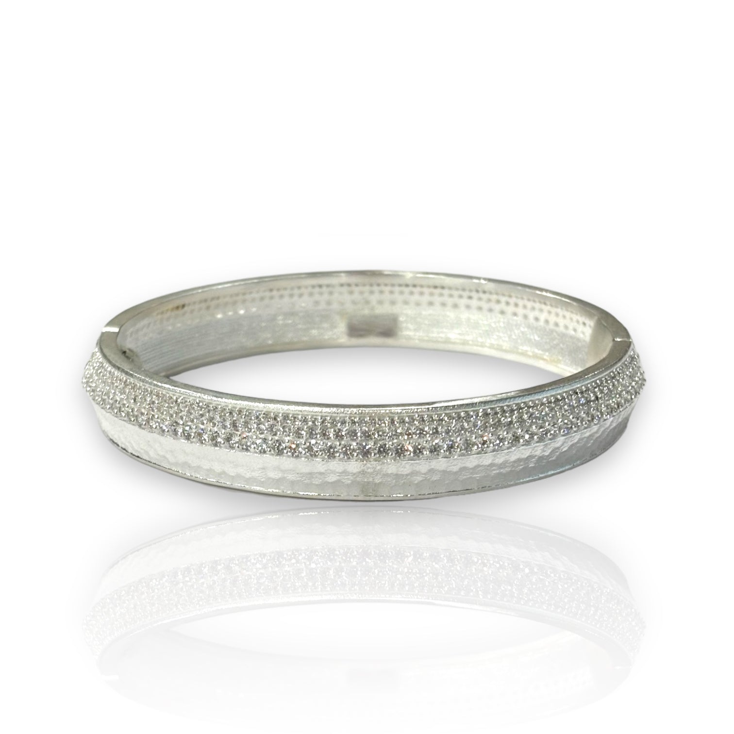 SILVER PAVE NOMA BANGLE