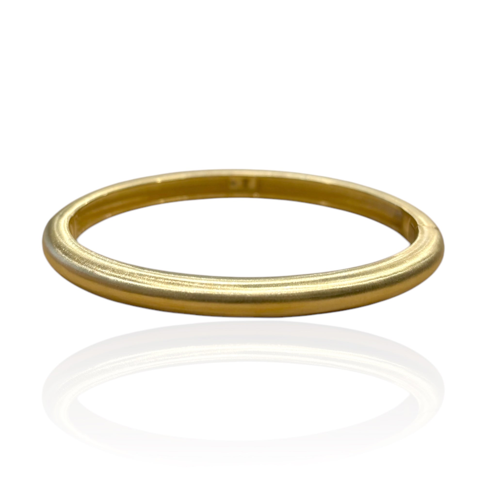 GOLD RIVA BANGLE