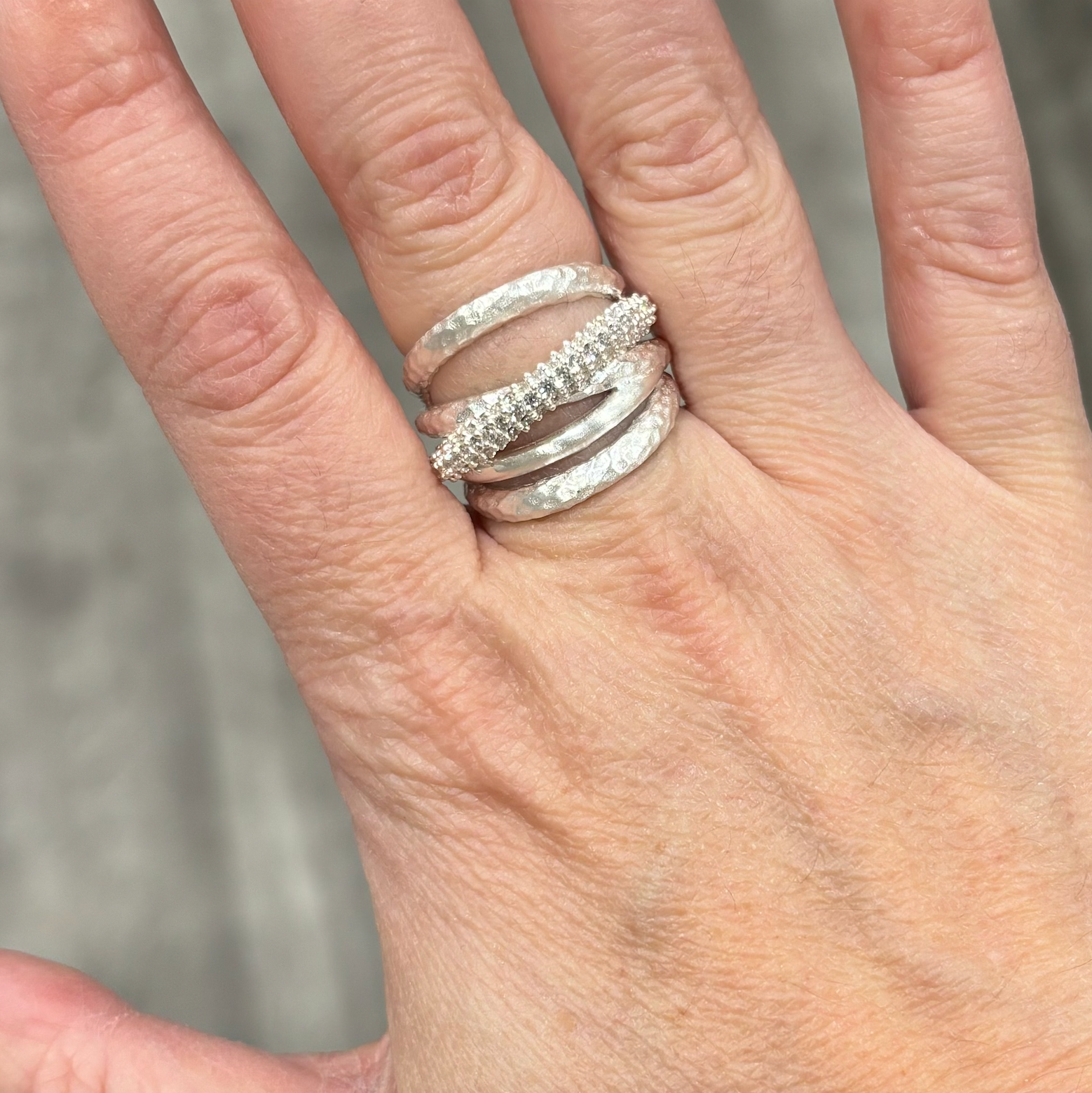 BRUSHED SILVER ALMORA LAYERED BAND RING