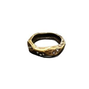 VINTAGE BRASS THIN WAVE IMPRESSION BAND RING