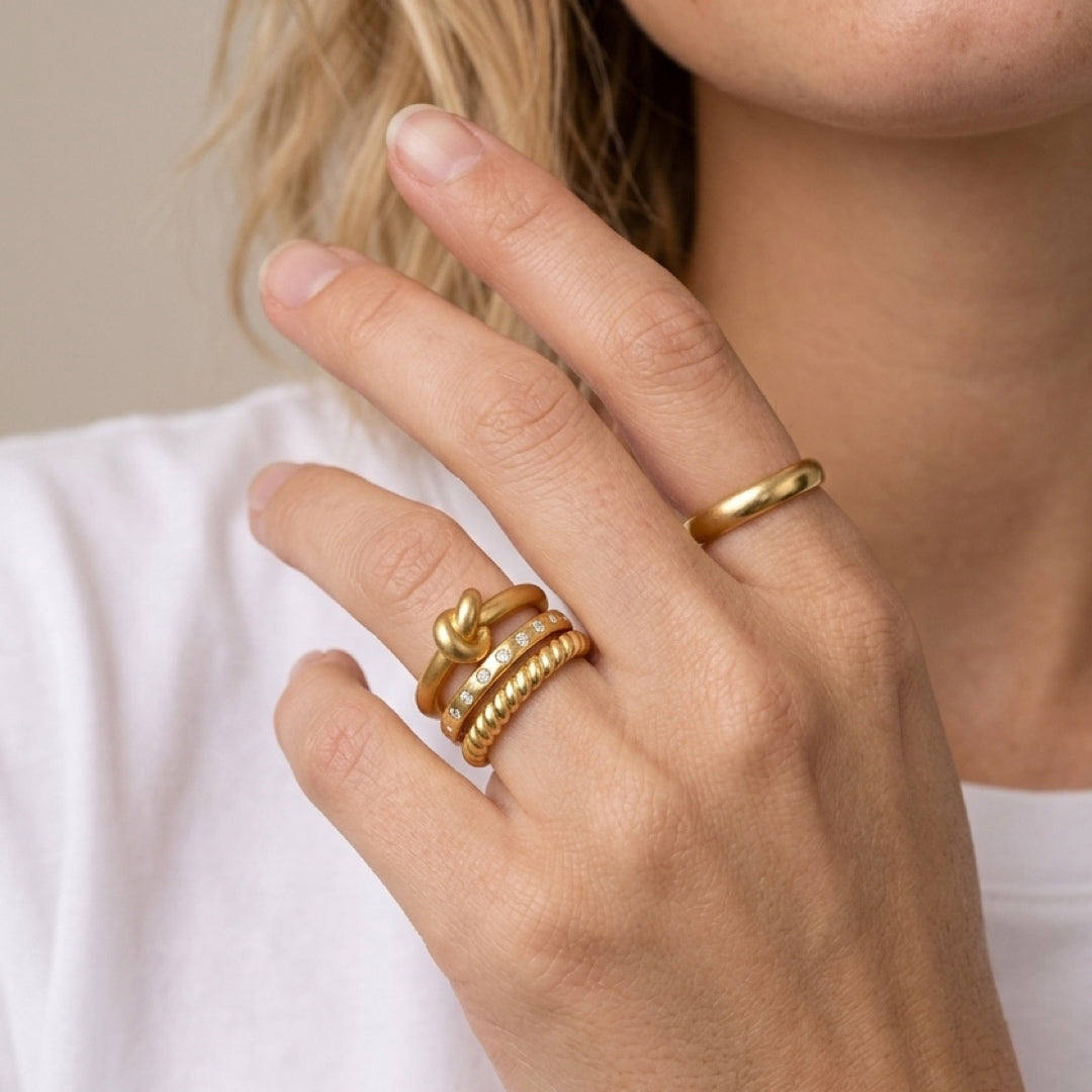 GOLD NOA KNOT RING