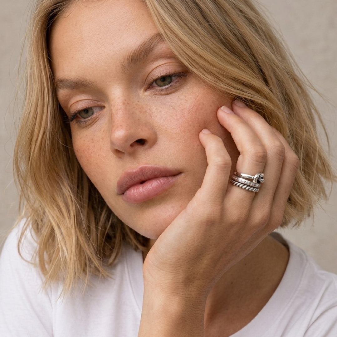VINTAGE SILVER NOA KNOT RING