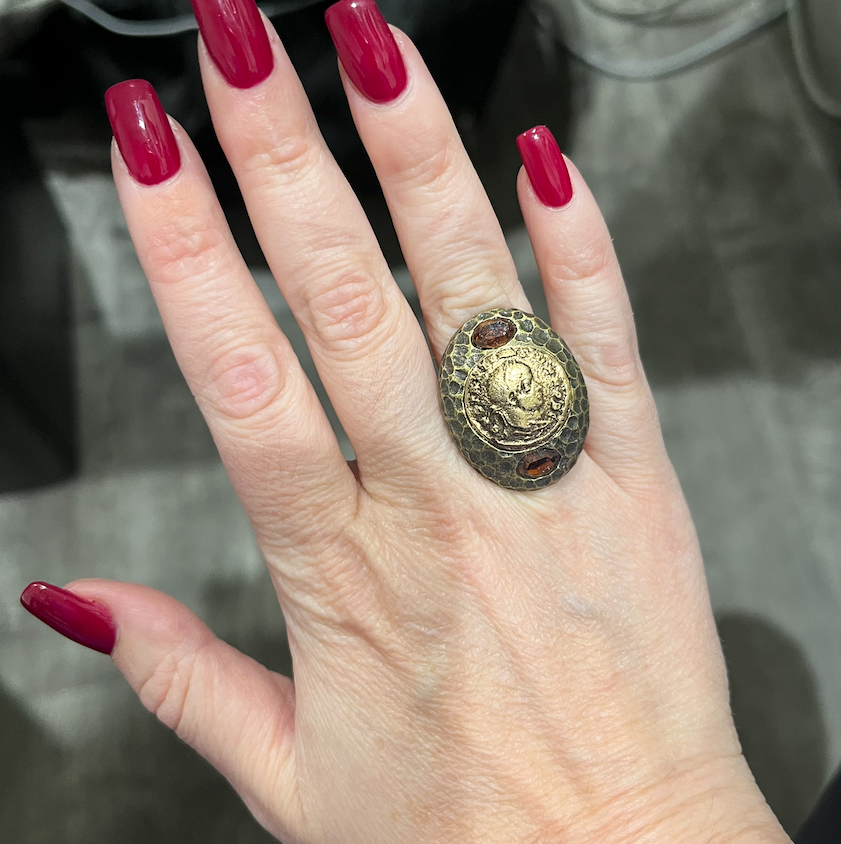 VINTAGE BRASS PAVIA HAMMERED OVAL COIN RING