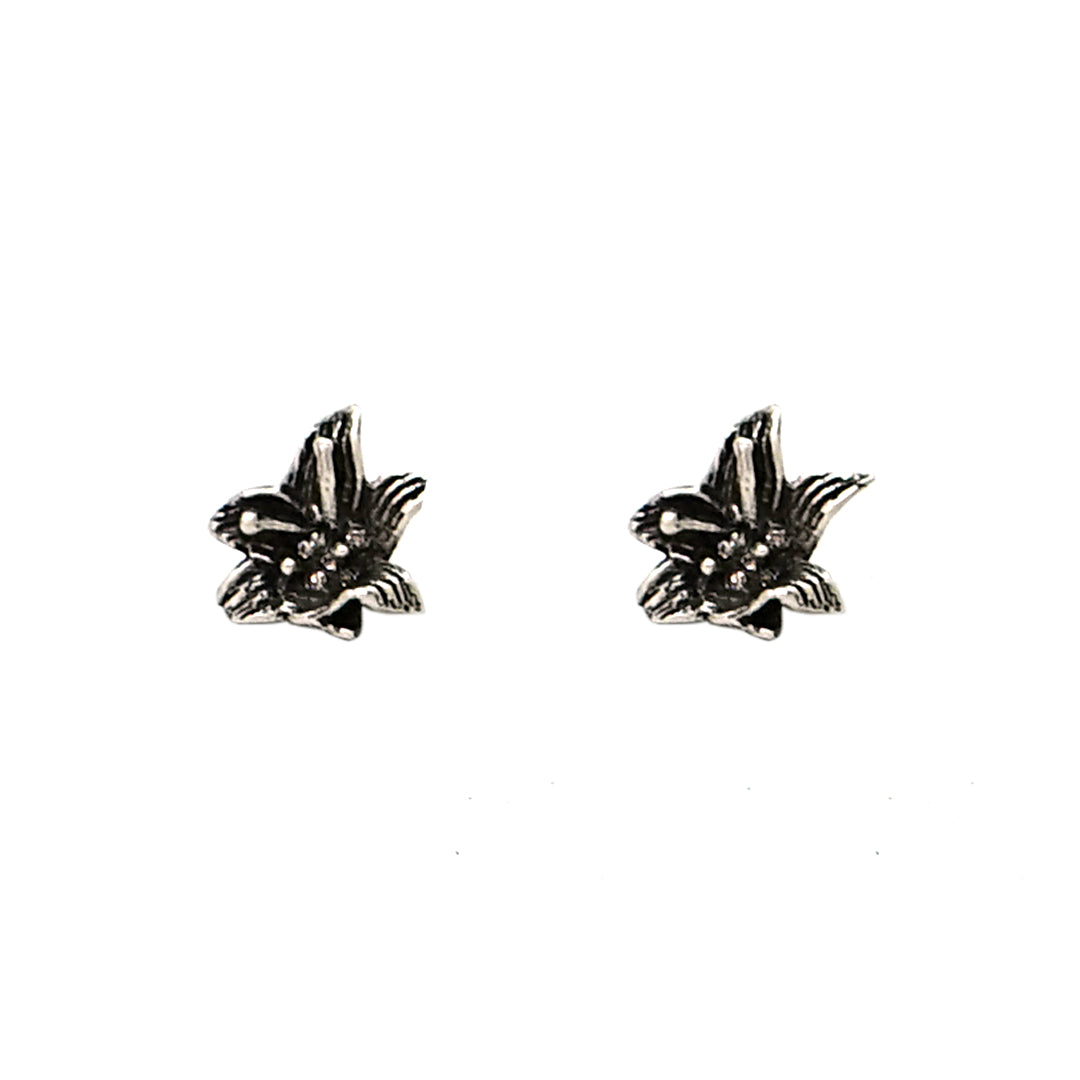 VINTAGE SILVER LILY STUDS