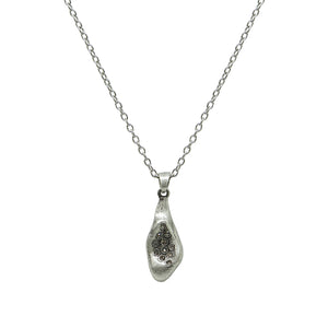 VINTAGE SILVER IMPRESSION TEAR DROP NECKLACE