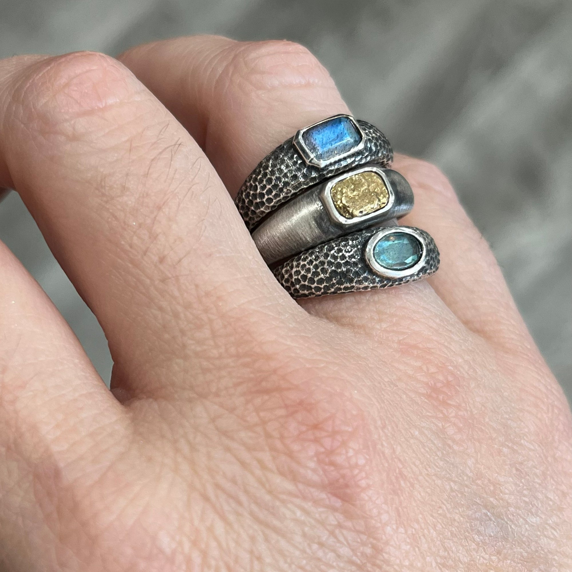 VINTAGE SILVER STACKABLE OVAL & RECTANGULAR LABRADORITE & COIN RINGS