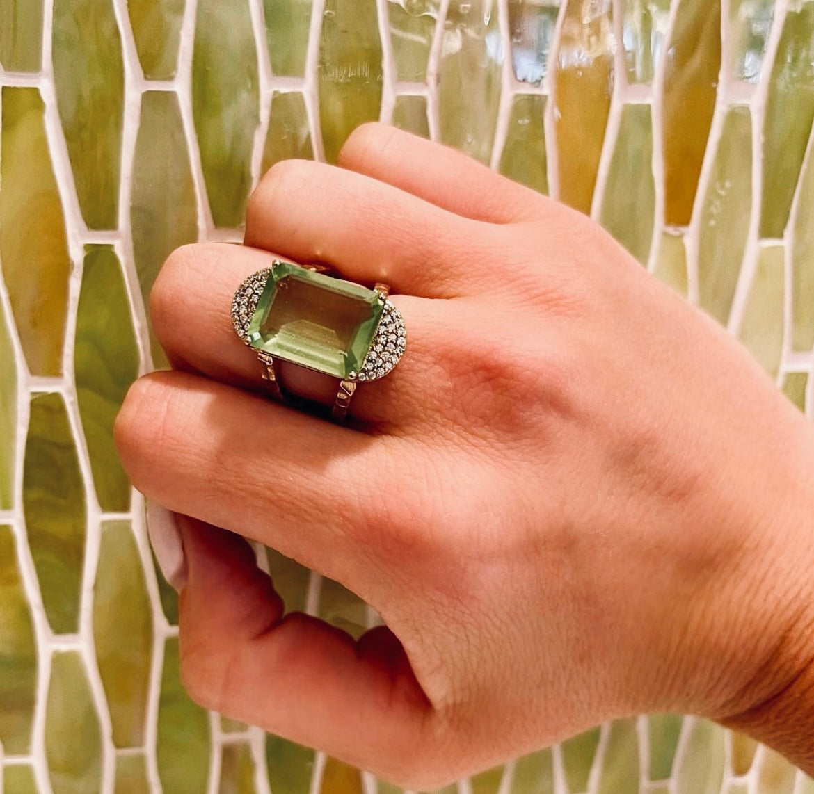 GOLD KOSOR EMERALD CUT GREEN AMETHYST &amp; CRYSTAL COCKTAIL RING